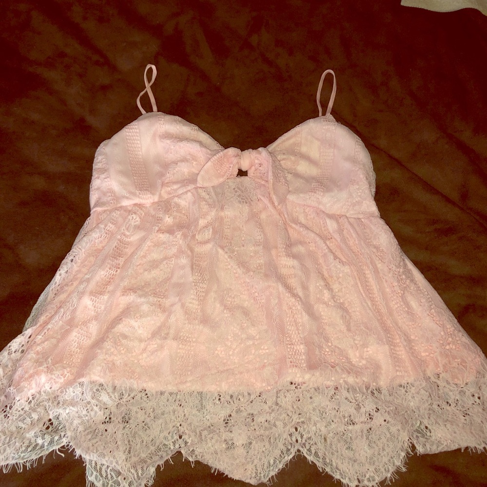 Baby pink Spaghetti strap padded blouse